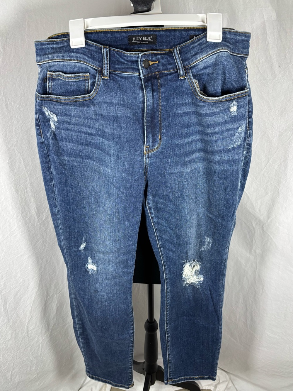 Judy Blue Slim Fit Distressed Jeans